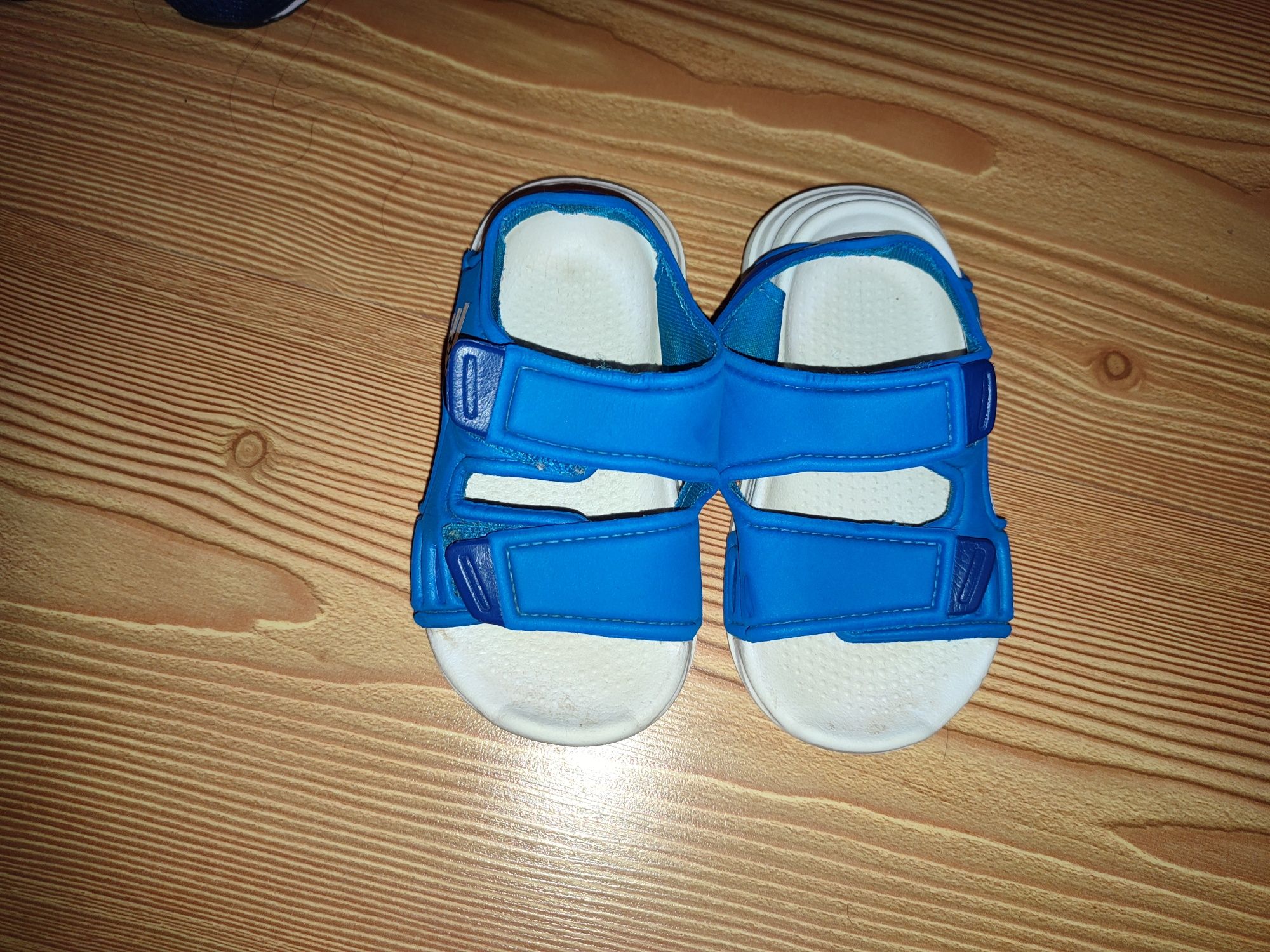 Sandałki addidas