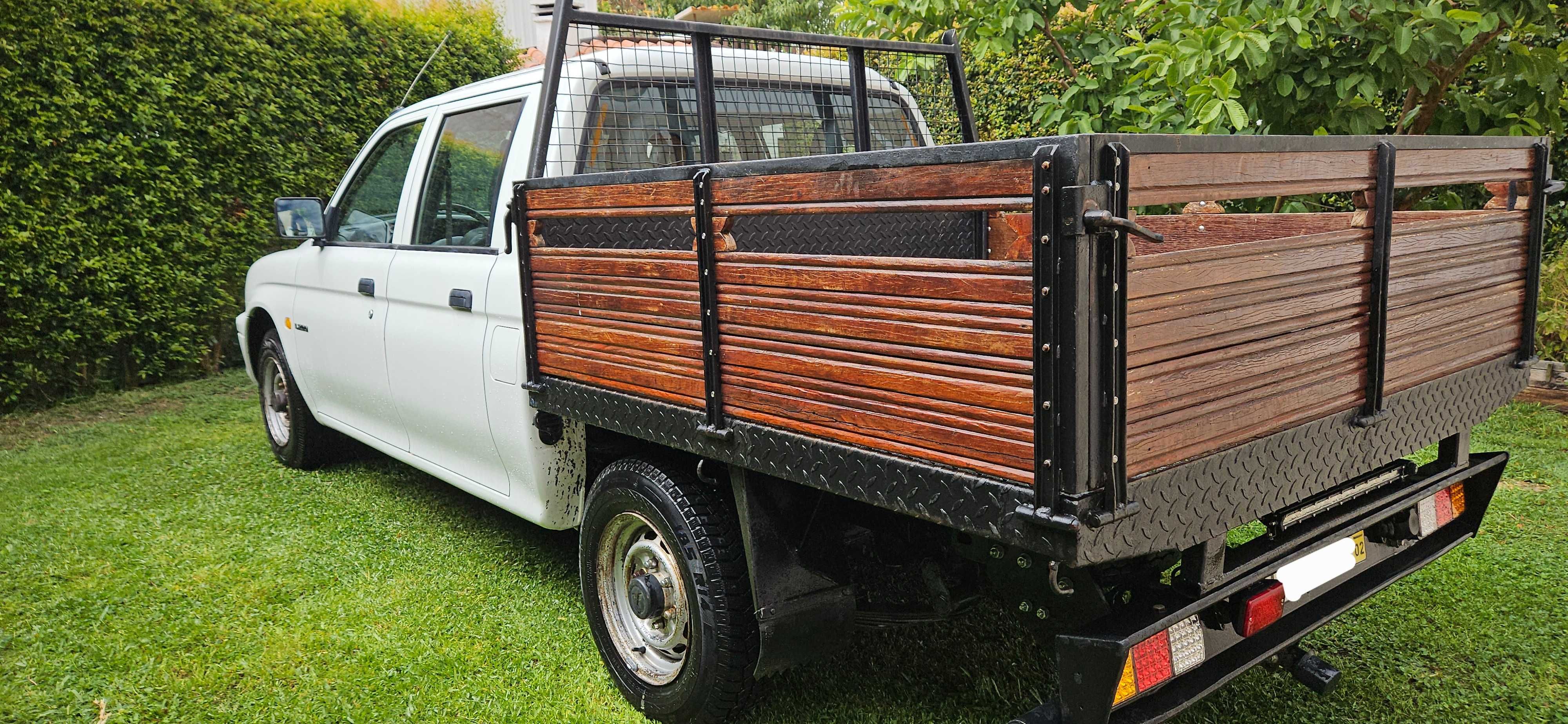 Mitsubishi L200 2WD 4x2 CAB Dupla