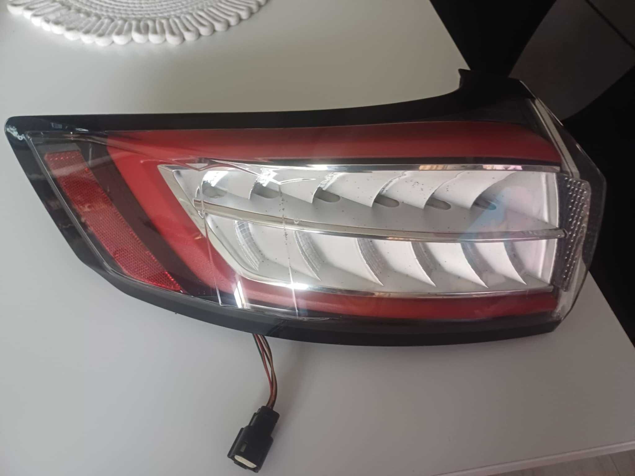 Lampa Ford Edge . Lewa - tył 2016 - 2019