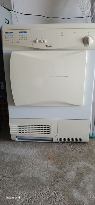 Máquina de secar roupa