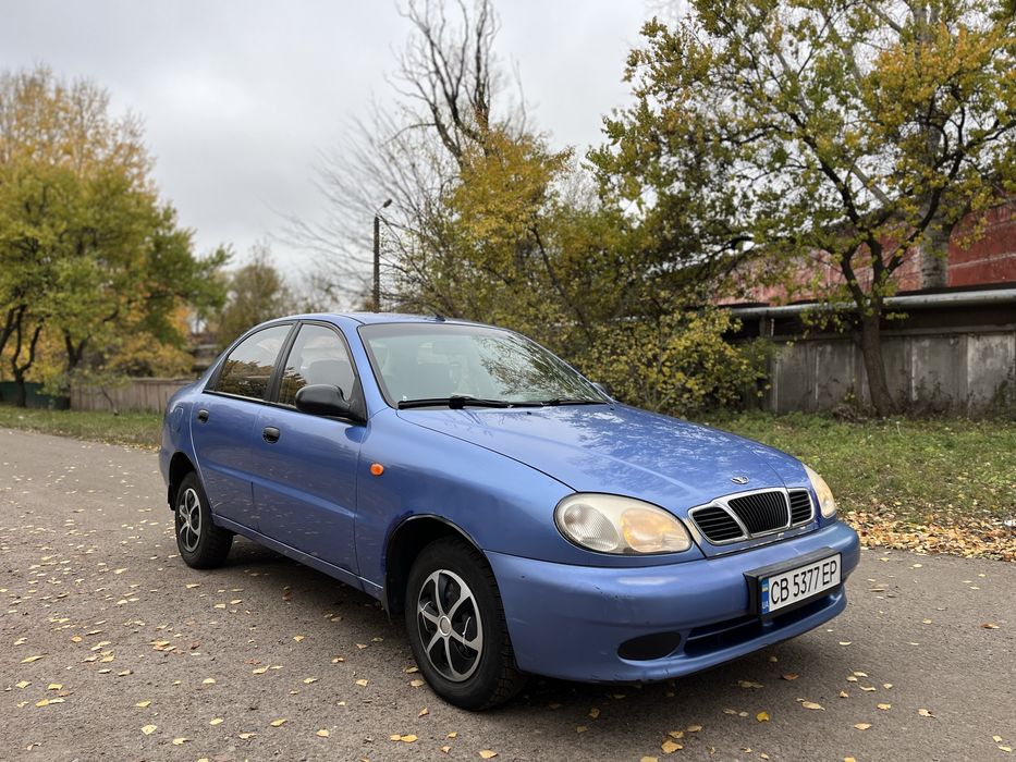 Продам автомобіль повністю обслужений, вкладень не потребує.