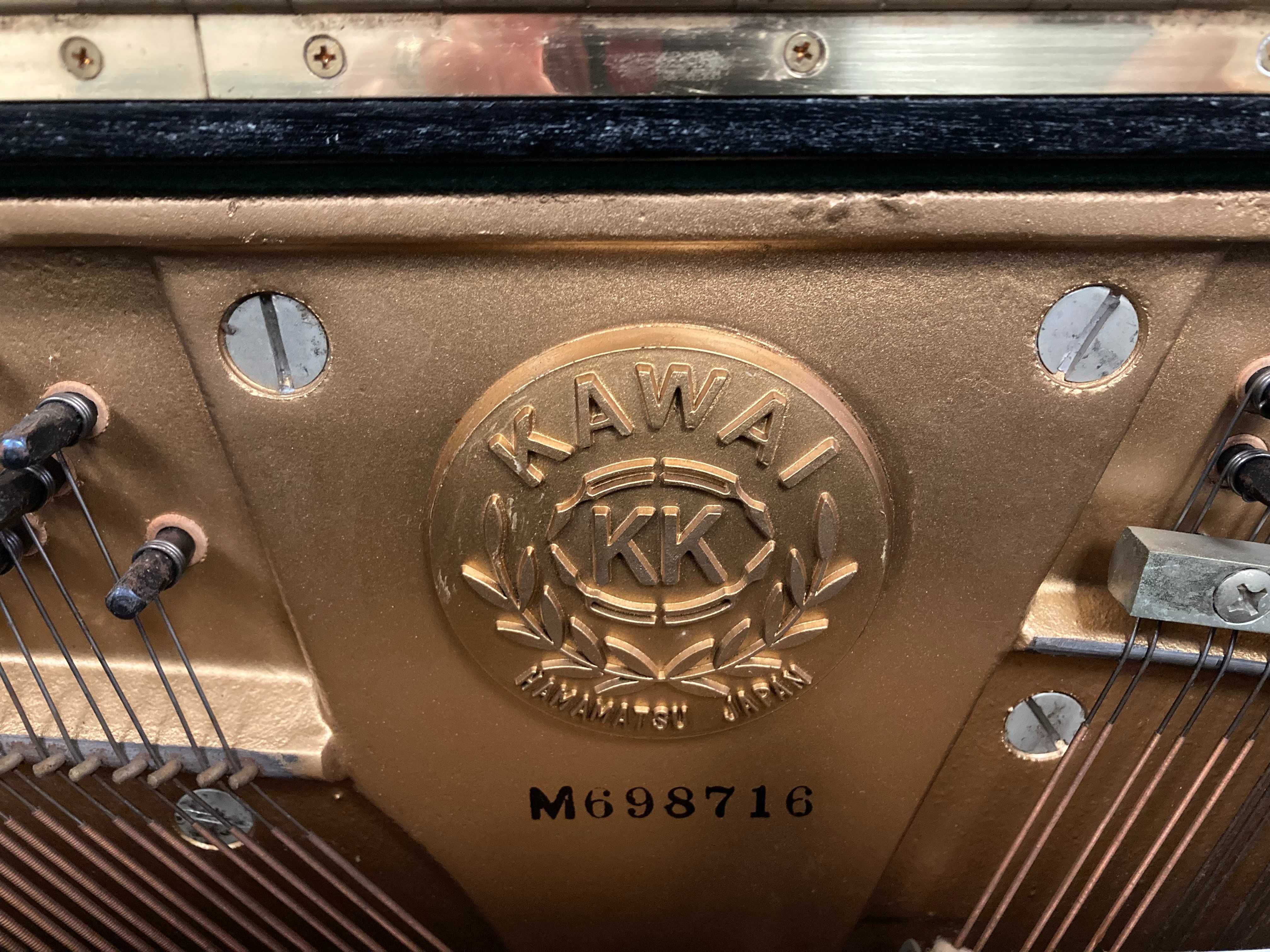 Piano Vertical Kawai/ Kawai Upright Piano