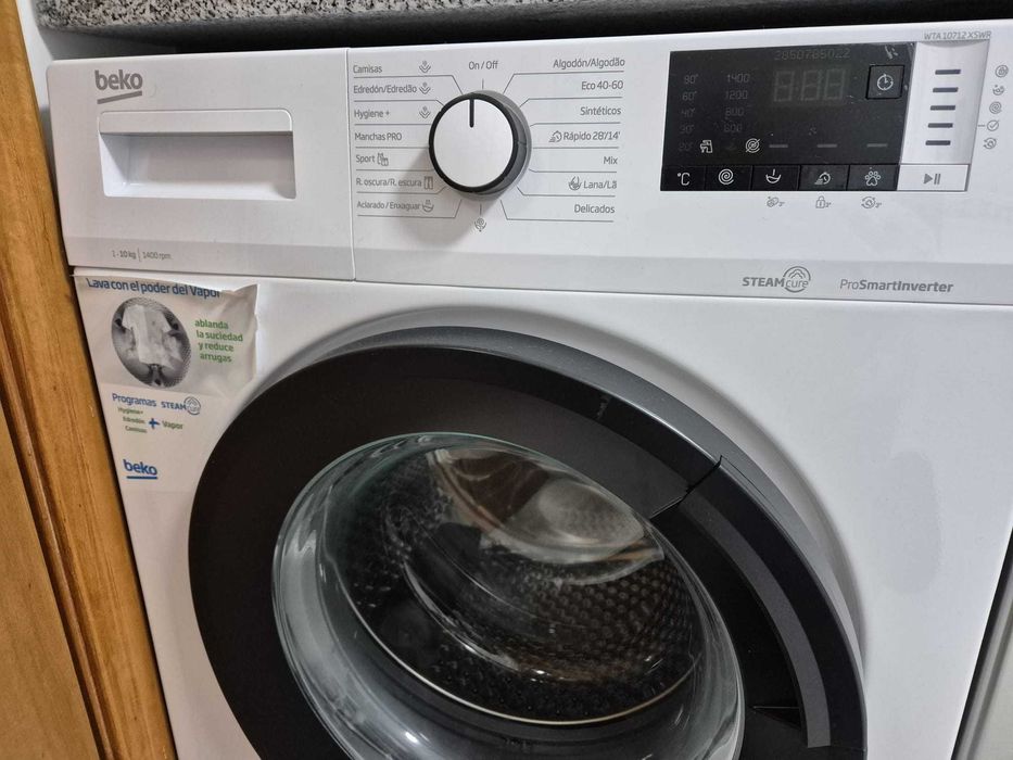 Máquina de Lavar Roupa BEKO WTA 10712 XSWR (10 kg - 1400 rpm - Branco)