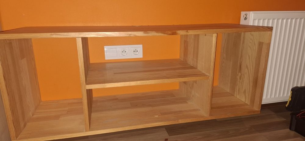 Szafka TV,  drewno.