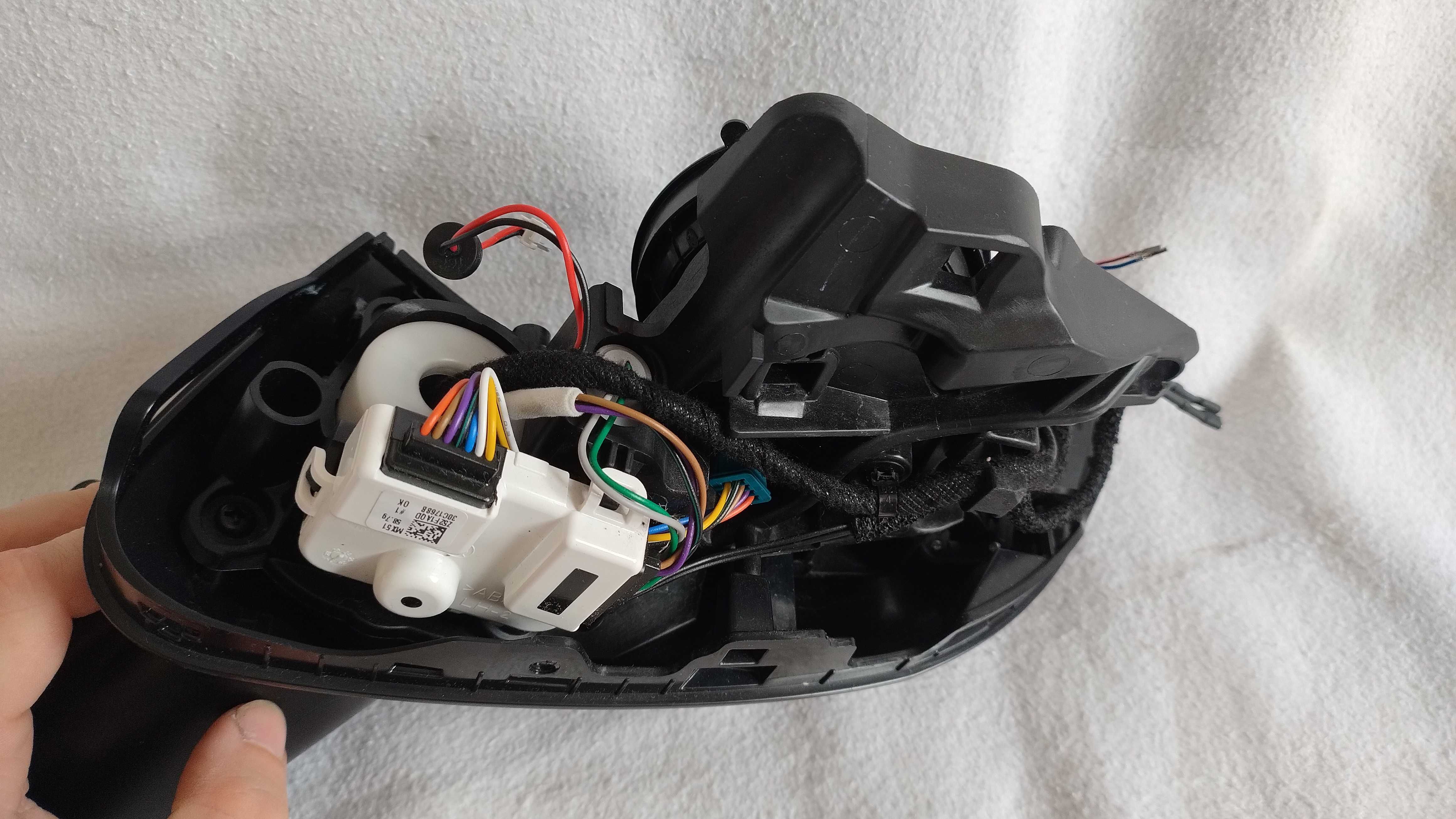 Lusterko Zewnętrzne Lewe 7 Pin + Kamera Hyundai Santa Fe 5 V 2023-