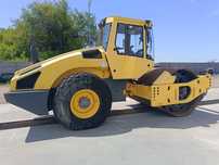 Bomag 213/4  Walec Bomag 213/4, 2012 rok produkcji