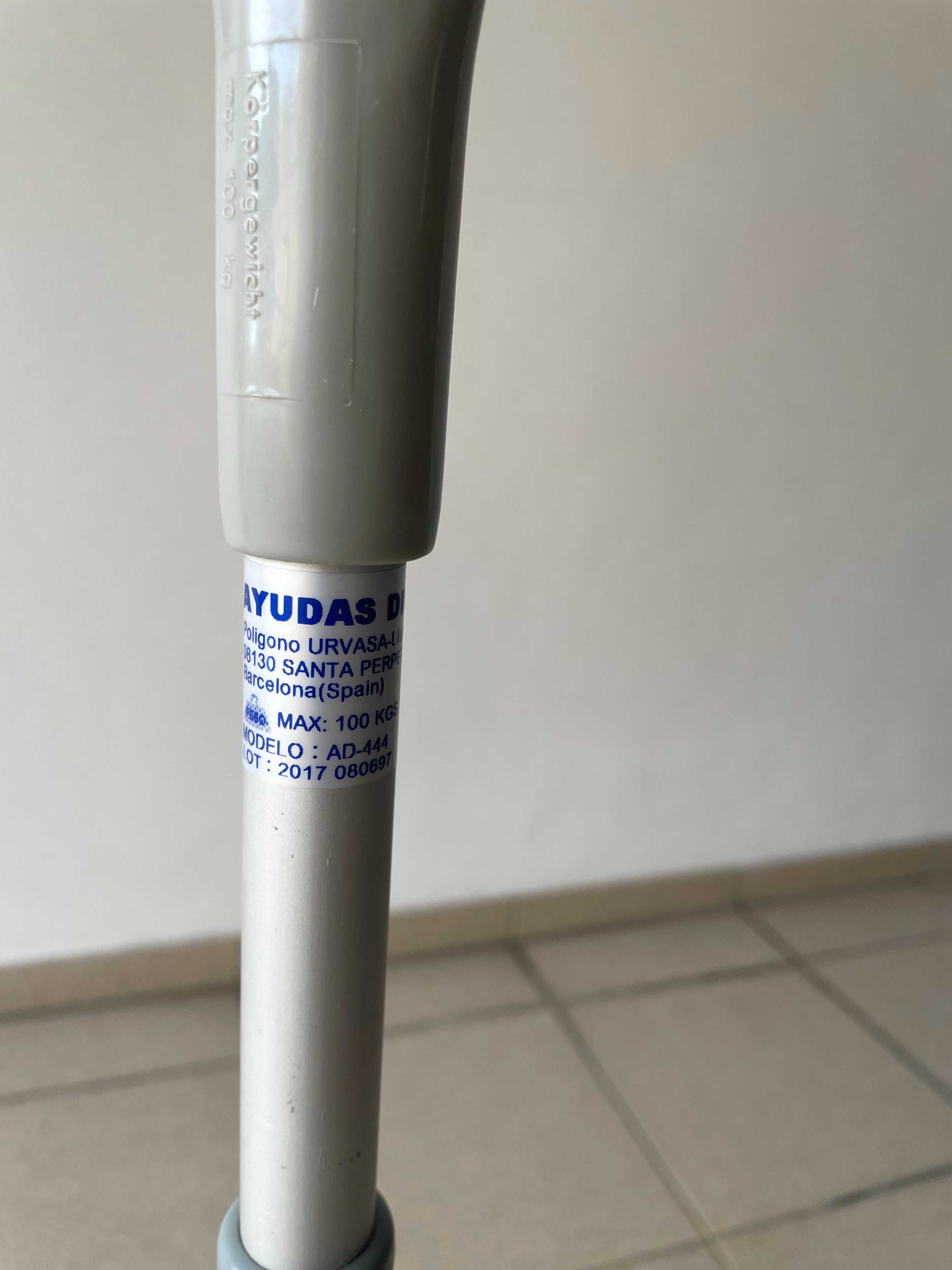 Muleta de 4 apoios