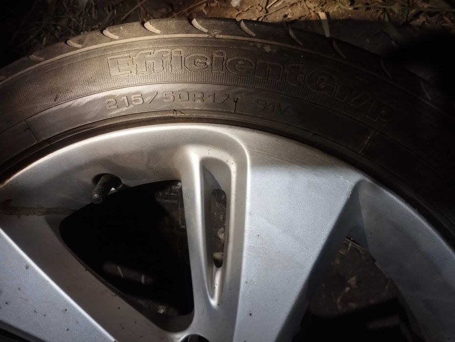 Колеса в сборі 215/50/17