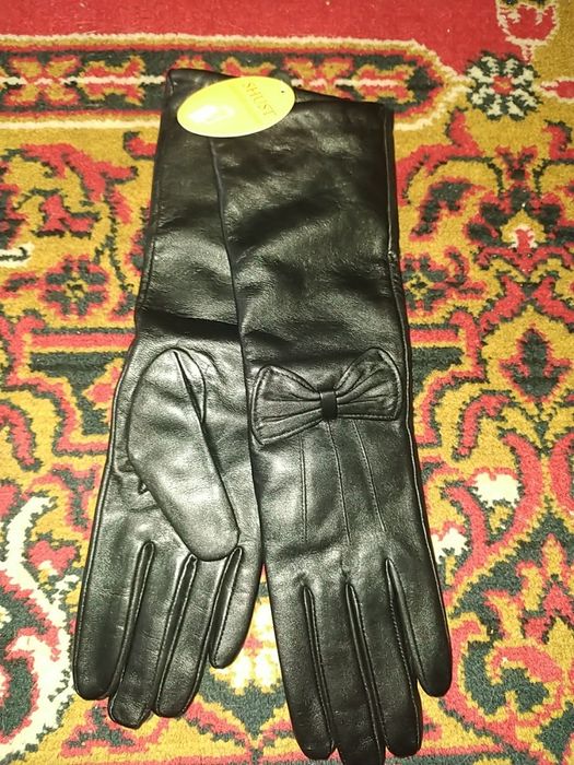 Жіночі шкіряні перчатки