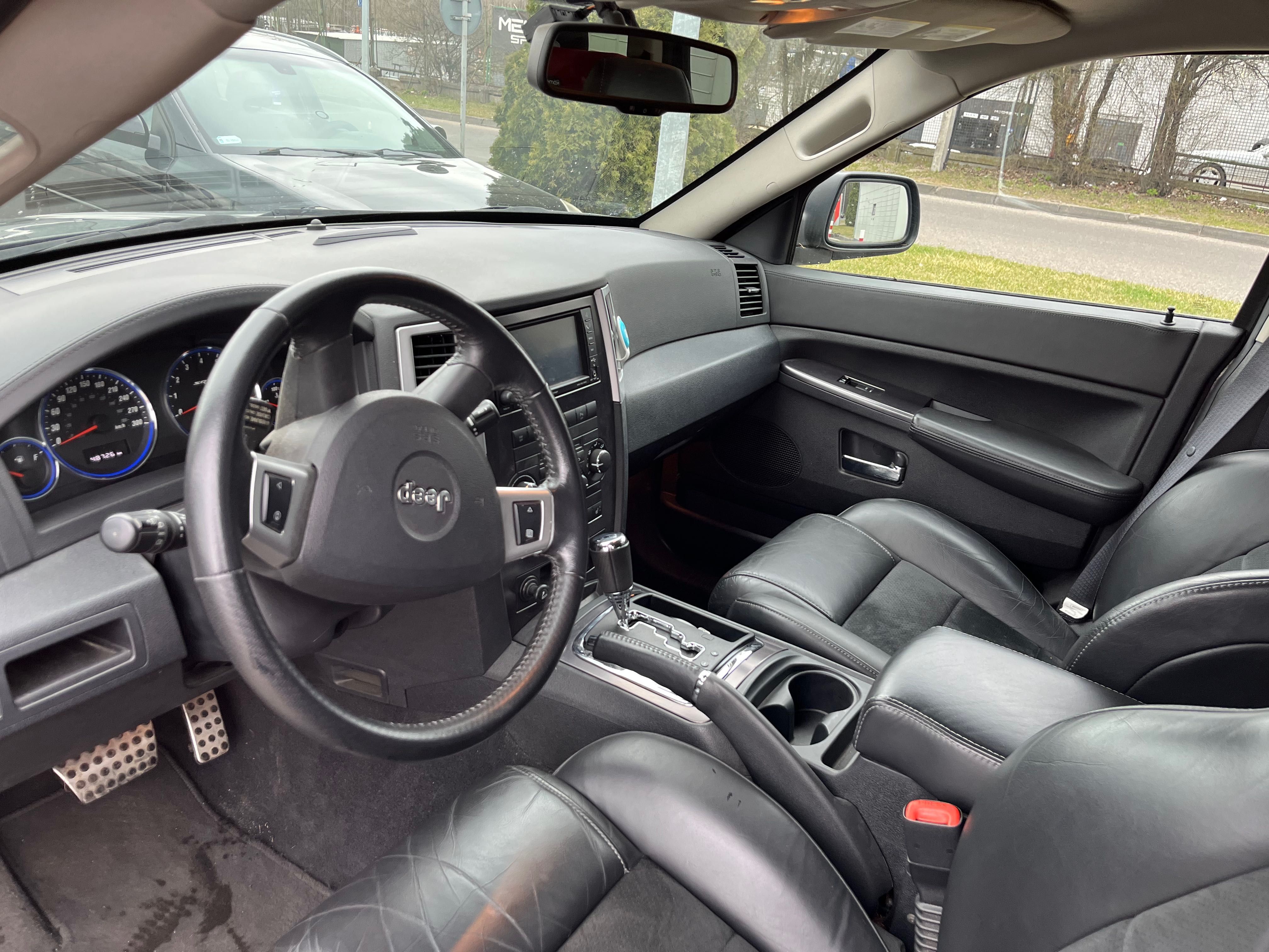 Jeep Grand Cherokee WK SRT8 dyfer tył