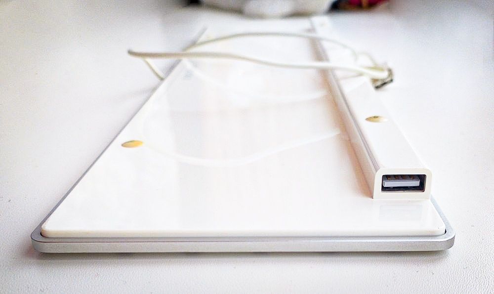Уценка! Клавіатура Apple A1243 А1314 алюминий usb hub мембранная