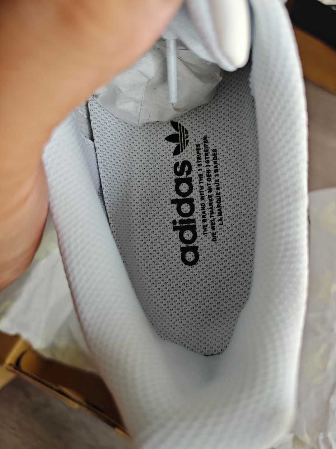 White Black\Superstar\adidas\nowy UnisexTrampki.41