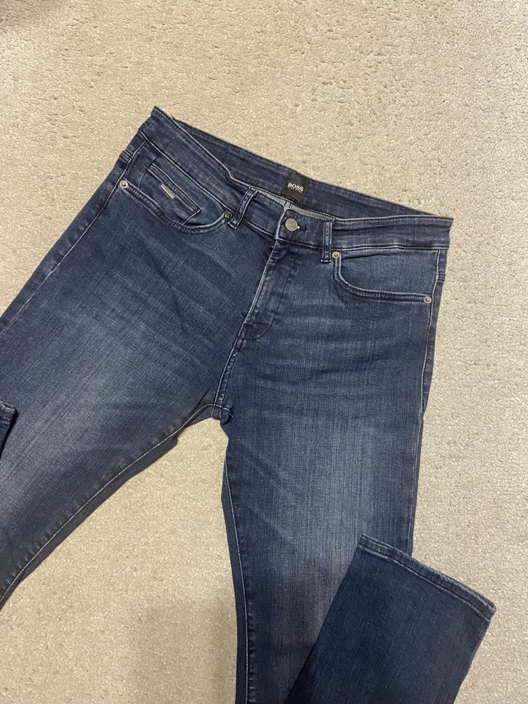 Męskie spodnie jeansy Hugo boss roz 33/32