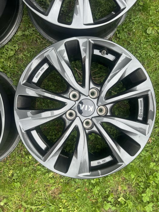 Kola Felgi Alu Kia Optima Sportage Niro Soul Ceed 17” Oryginal Grafit
