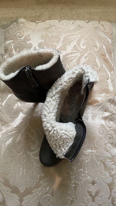 Ботильоны на меху кожаные,GREYMER (италия), 36р, 6000гр.