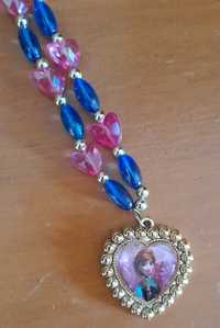 Colar e pulseira para menina