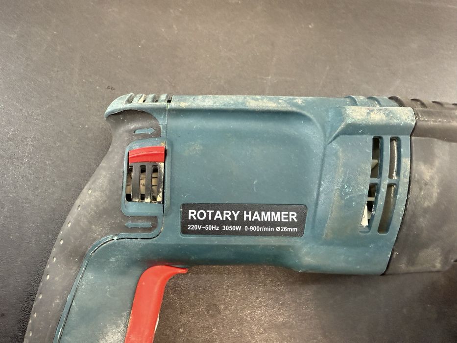 Duża młotowiertarka Rangers 3050W, bdb stan + dłuto