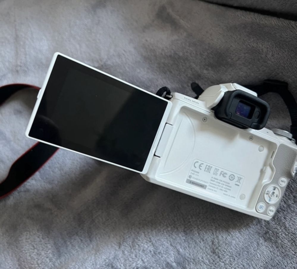 Canon M50 I - Como Nova, sem Marcas