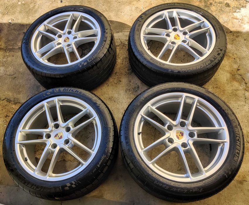 4 Jantes 19 polegadas originais Porsche + 4 Pneus