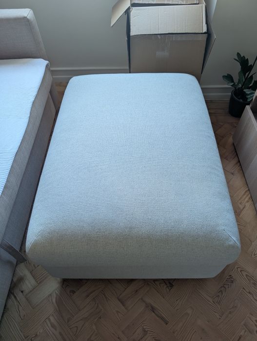 Puff com Arrumação Bege Claro