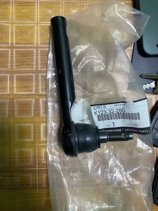 Накінечник кермової тяги mazda (наконечник рулевой тяги мазда)