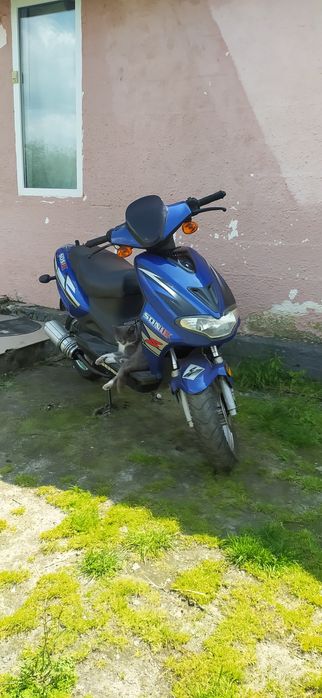Продам скутер 80 сс