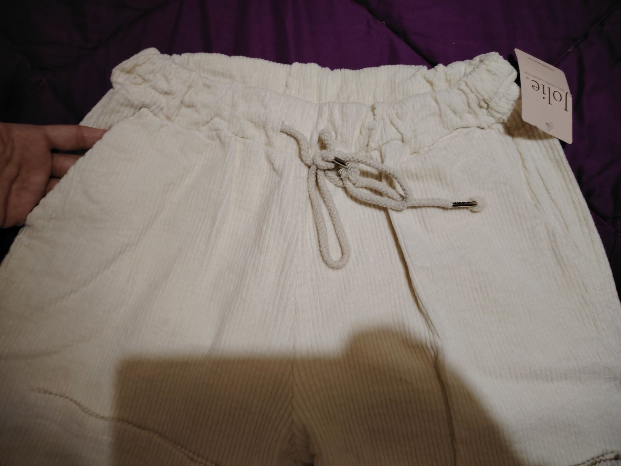 Calça bombazine nova