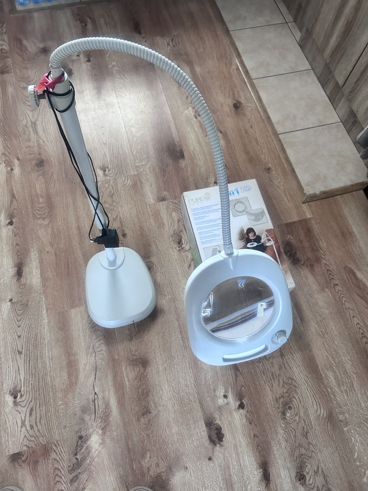 Lampa 4w1 do rekodzieła