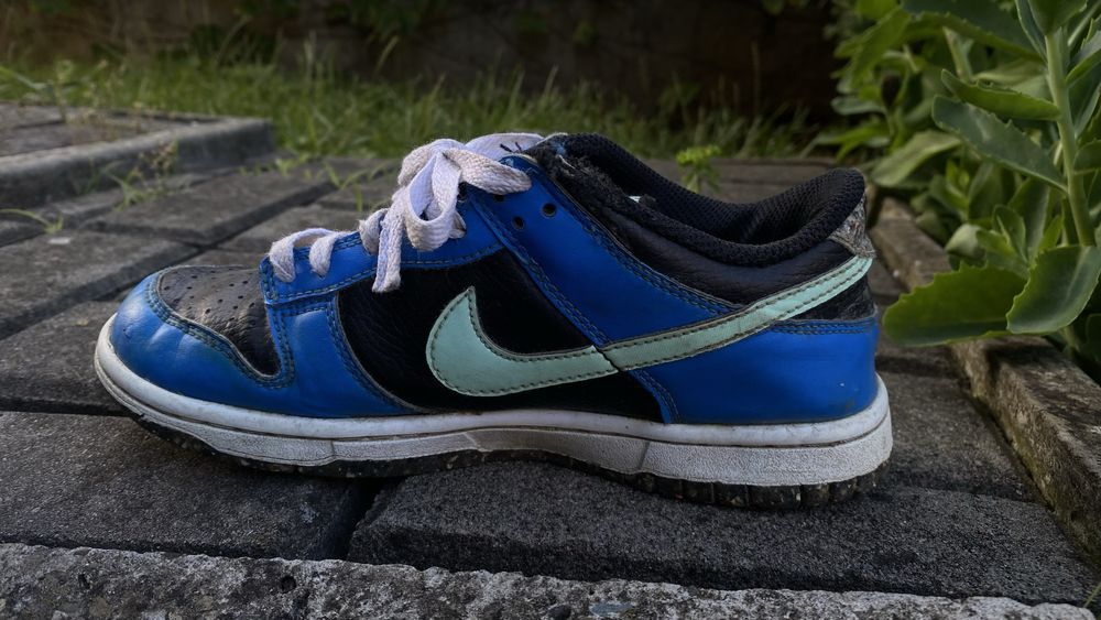 Кросівки nike голубого коляру
