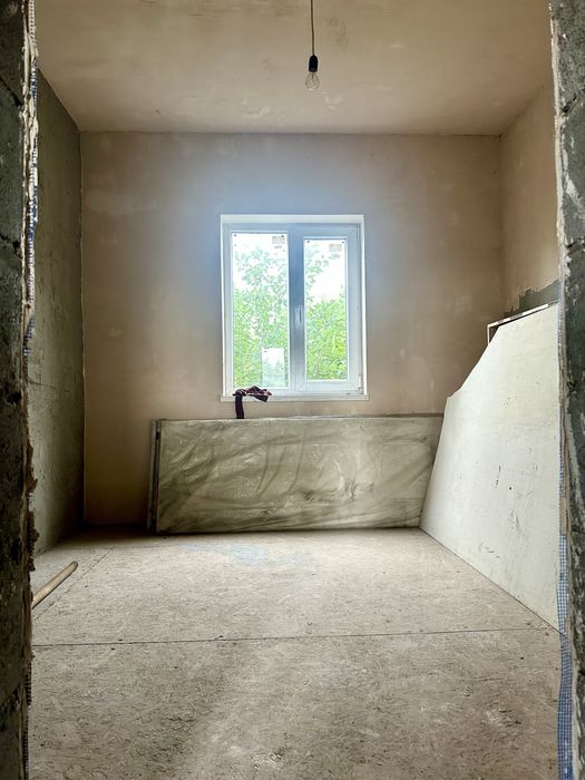 Дом, недострой, кооп « Колос», рядом ул Чарівна