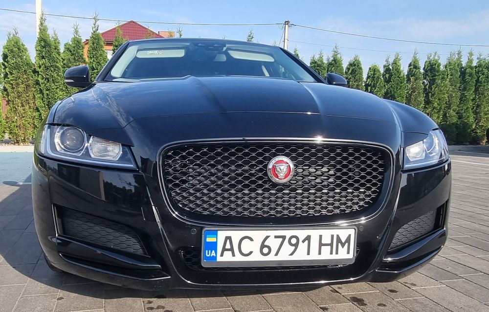 jaguar xf 2.0d 2017
