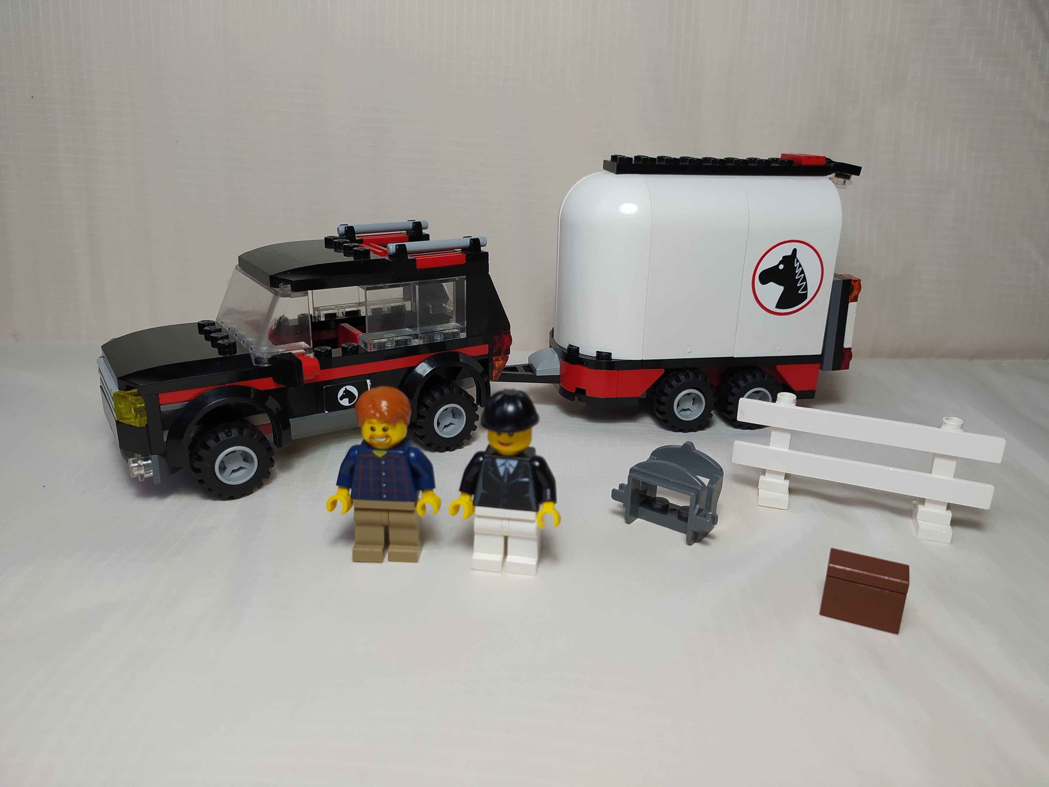 Oryginalny zestaw Lego City 7635 Samochód terenowy z przyczepą na koni