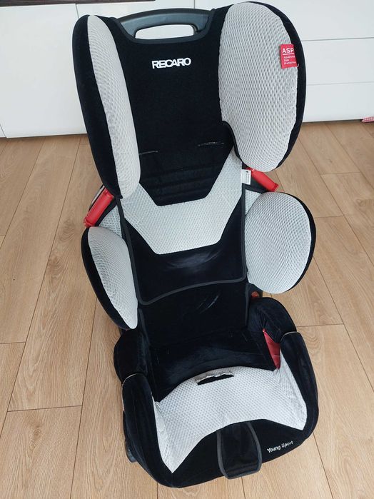 Fotelik RECARO 9-18 kg sprzedam Olsztyn Stawiguda