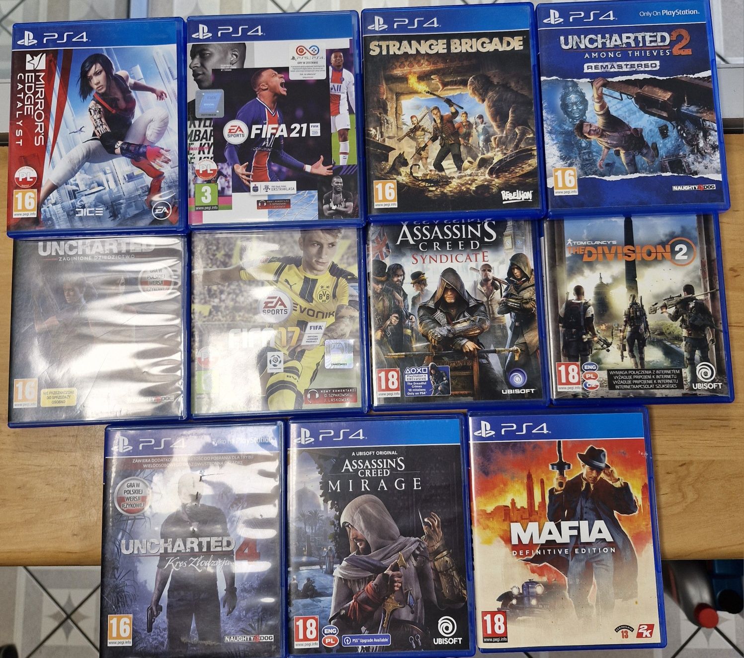 Konsola ps4 512GB +pad - Stan bdb