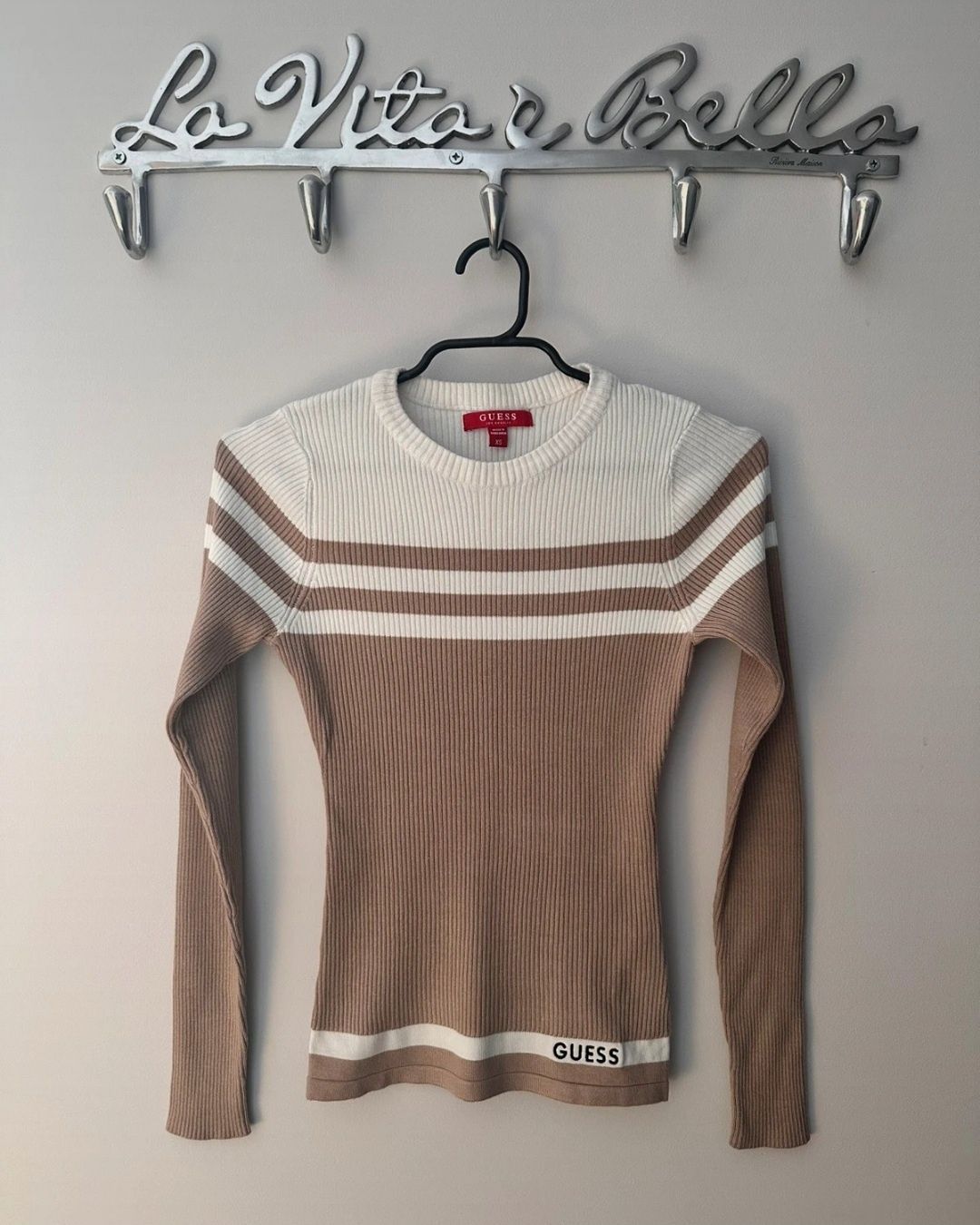 Nowy sweterek Guess rozm. XS