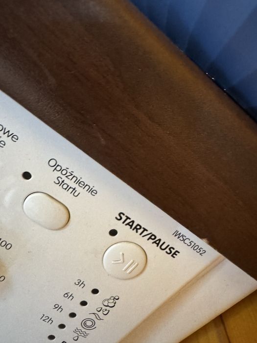 Pralka Indesit IWSC51052 na czesci
