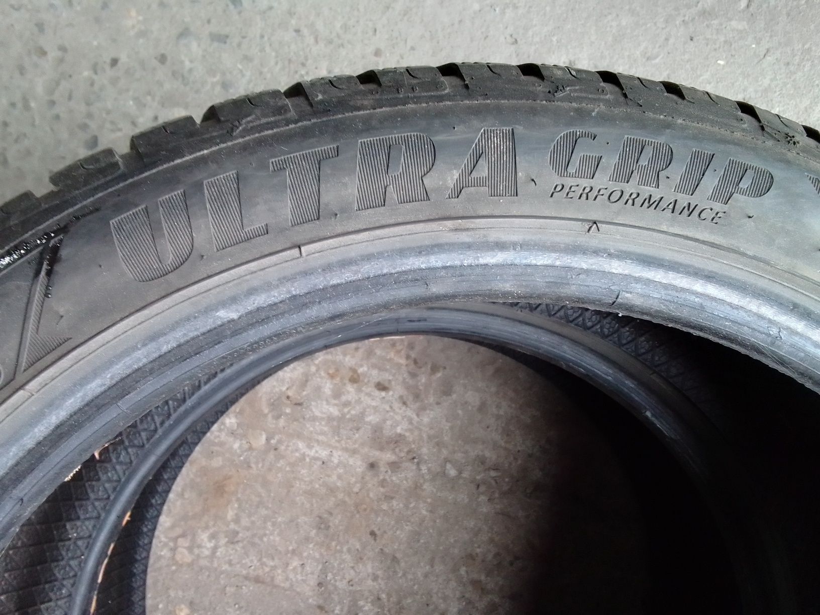 2 Opony zimowe 225/45r18 GOODYEAR 6mm