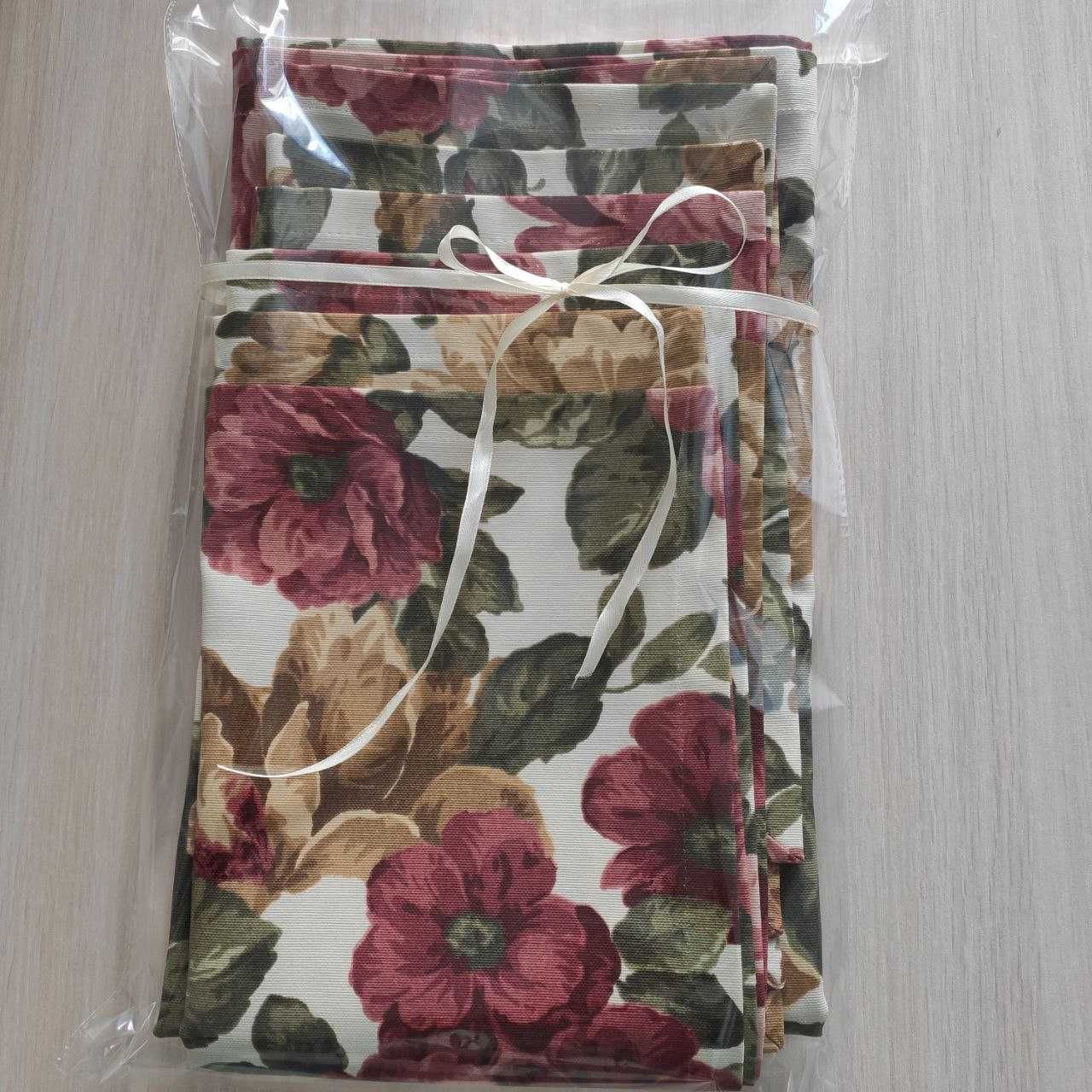 Beżnik na stół 49*150 cm Materiał plamoodporny Duck, obrus.