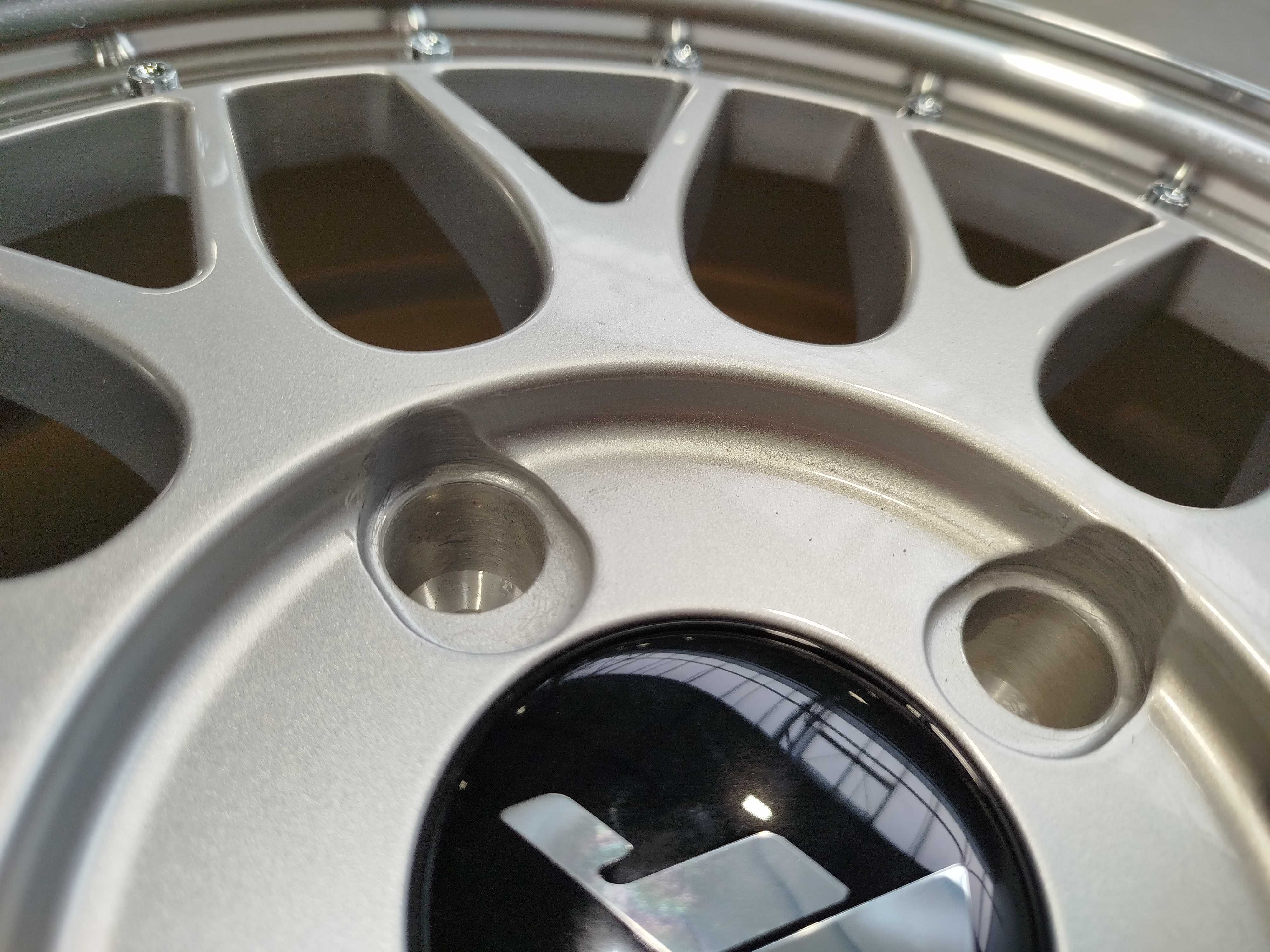 !OUTLET! Felgi Japan Racing JR23 16x7 ET40 4x114,3 Hyper Silver