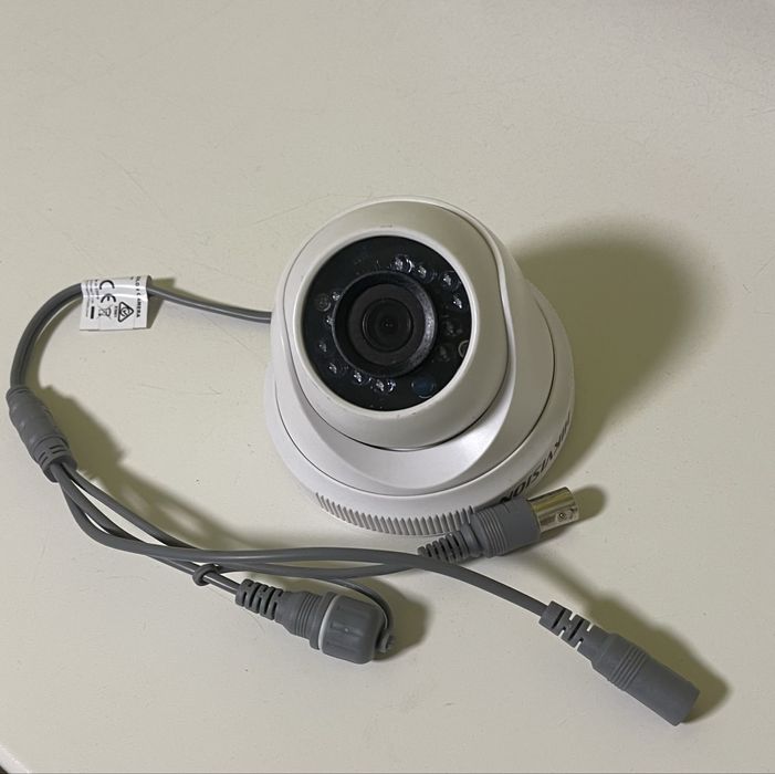 Камера відеоспостереження Hikvision, є кількість