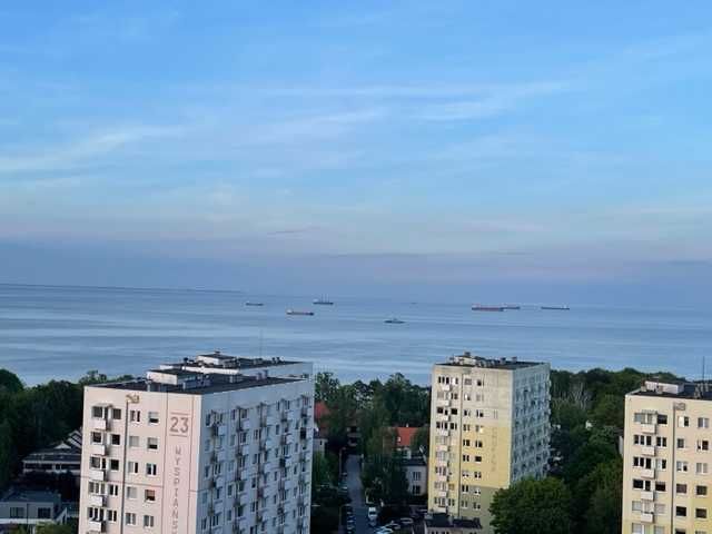 Apartament z balkonem z widokiem na morze , 7 min od plaży