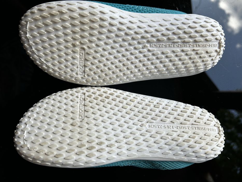 Buty do pływania Dechatlon