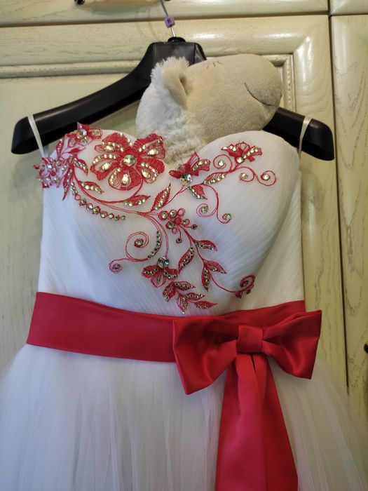 Весільна сукня вишита/ свадебное платье р.44-48 корсет на шнуровке