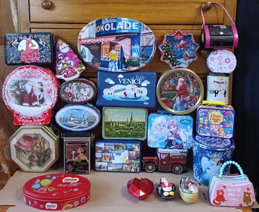 Коробка жестяная