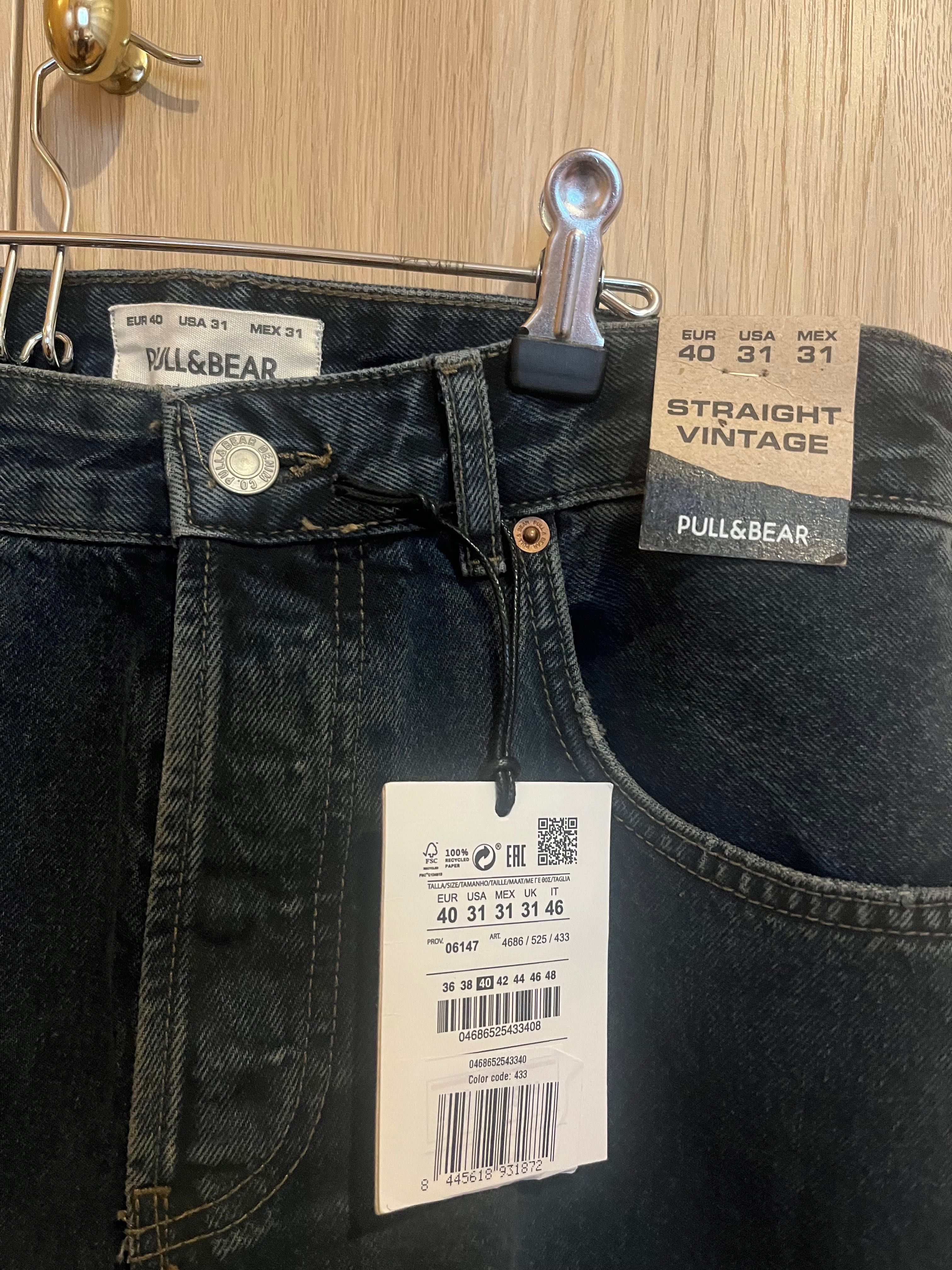 Vendo calça de ganga 2 peças (1 nova +1 usado com muito bom estado)