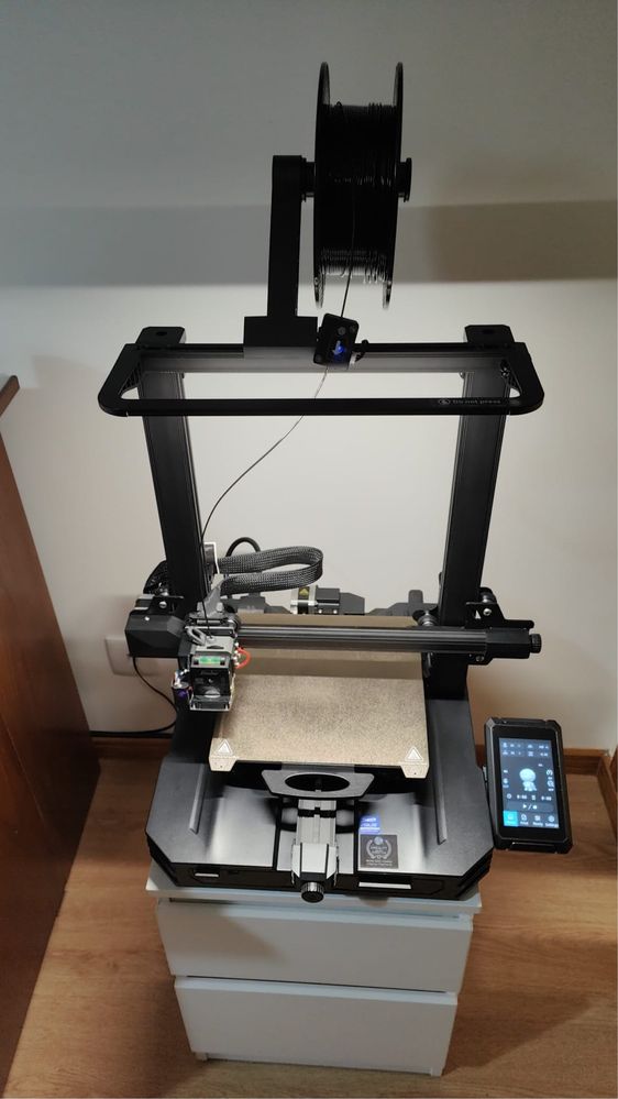 Impressora 3 D Ender 3 S1PRO