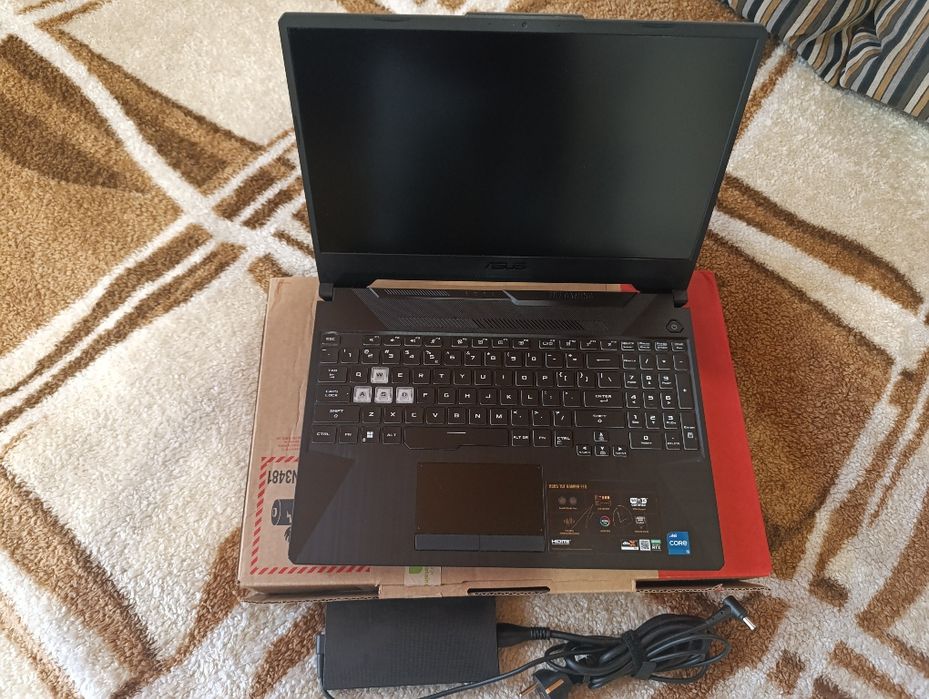 Asus Tuf 144Hz i5 11400h RTX 3050 16 RAM 512SSD