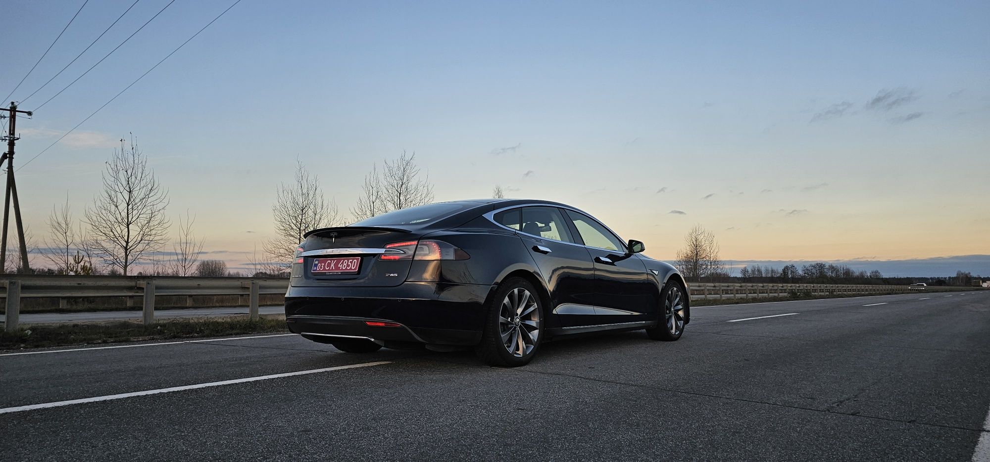 ЕС Tesla Modes S85P performance