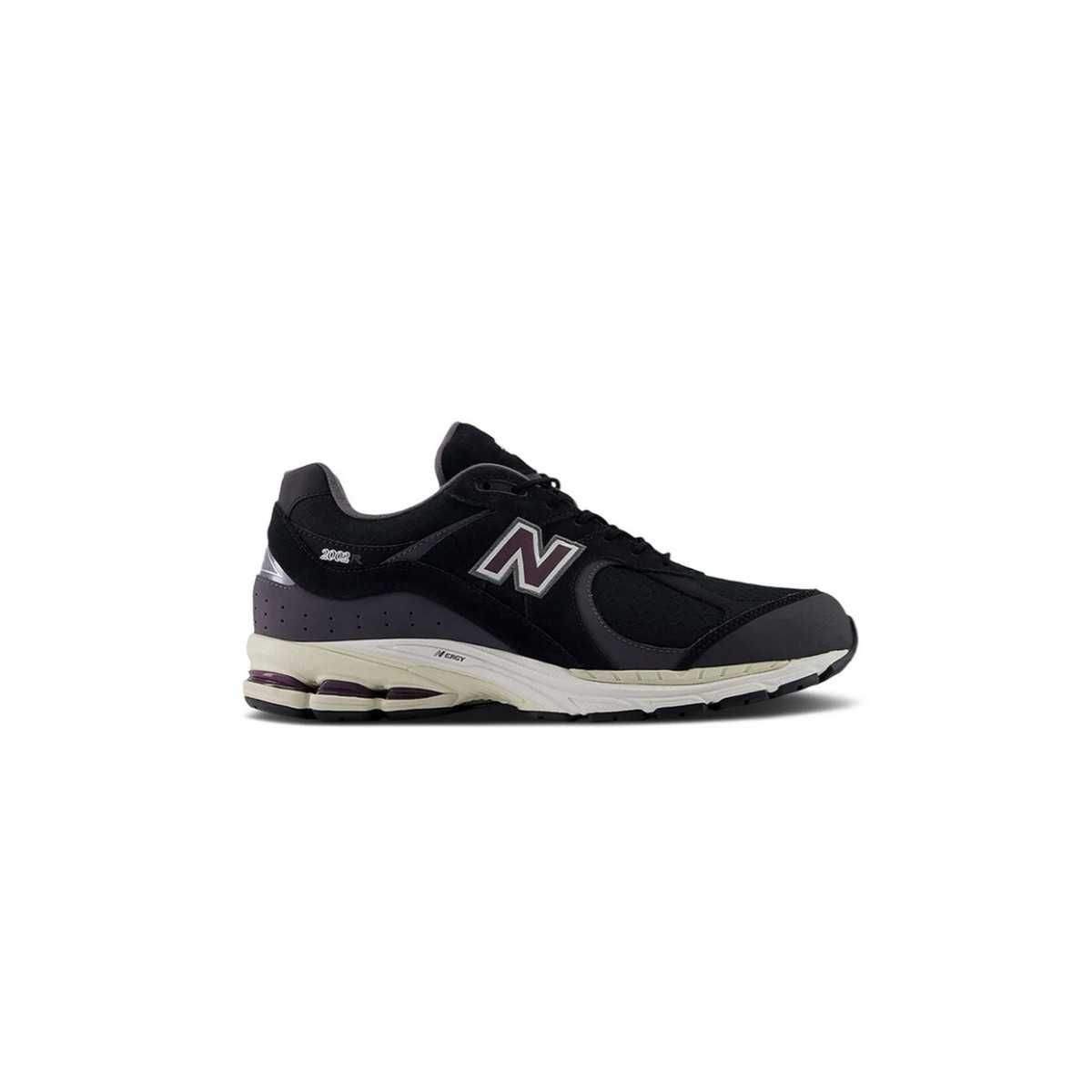 Кросівки New Balance 2002R Gore-Tex Black M2002RXT
