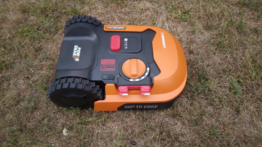 Robot koszący Worx Landroid M500 WR141E kosiarka samojezdna 500m² WORX